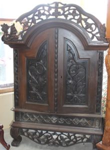 Vintage 2 Door Cabinet