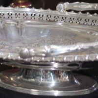 C1863 Centrepiece Basket